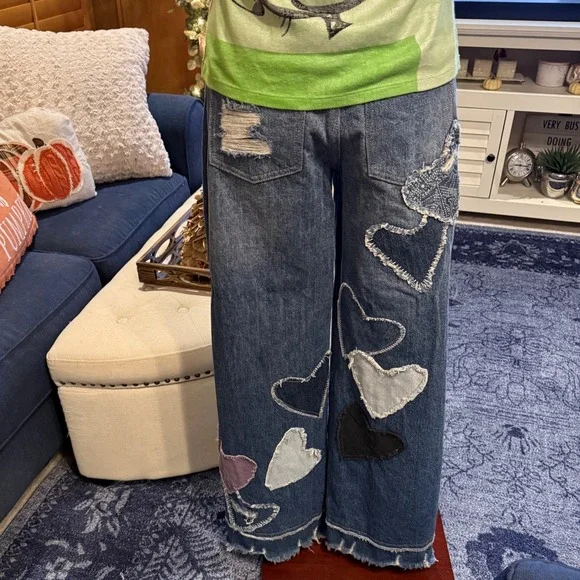 Free People We The Free Piece Of My Heart Jeans Heart Patch Wide Leg HighRise - Picture 13 of 14